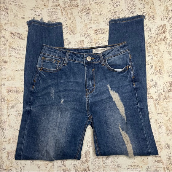 I & M Denim - I& M Jeans high rise size 5 kylie skinny
